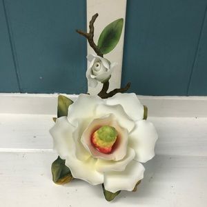 Vintage 1985‎ Lefton China White Rose Butterfly Hand Painted Figurine